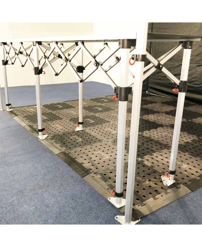 Sol en Plastique Recyclé pour Barnum